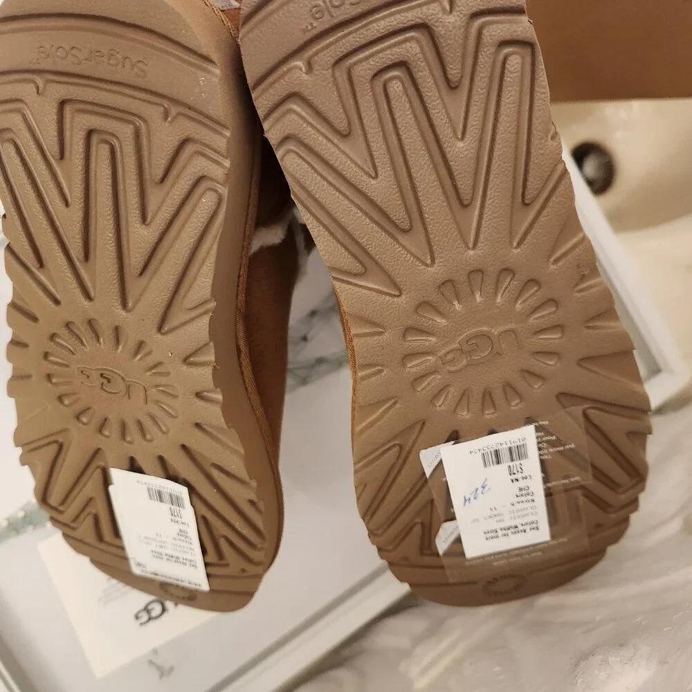UGG 